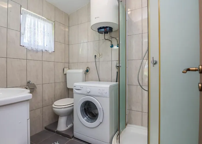 Horvatic 1 By Interhome