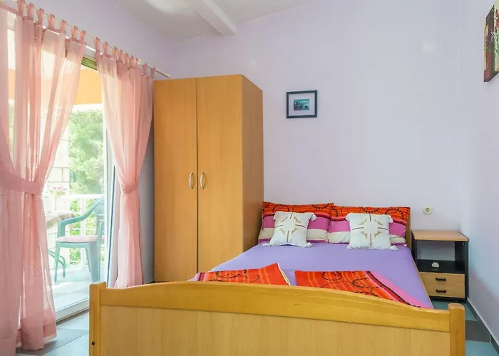 公寓 Horvatic 1 By Interhome 维尔